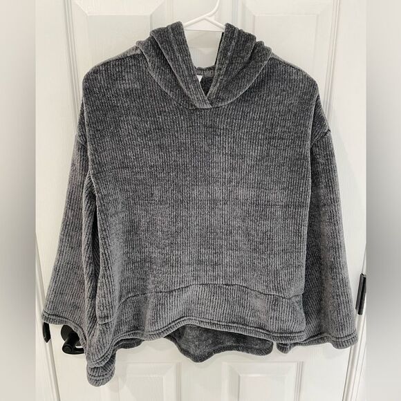 Gilligan & O'Malley Tops - Gilligan & O’Malley Soft Gray Lounge Wear Hoodie Sweatshirt Bell Sleeve Size S